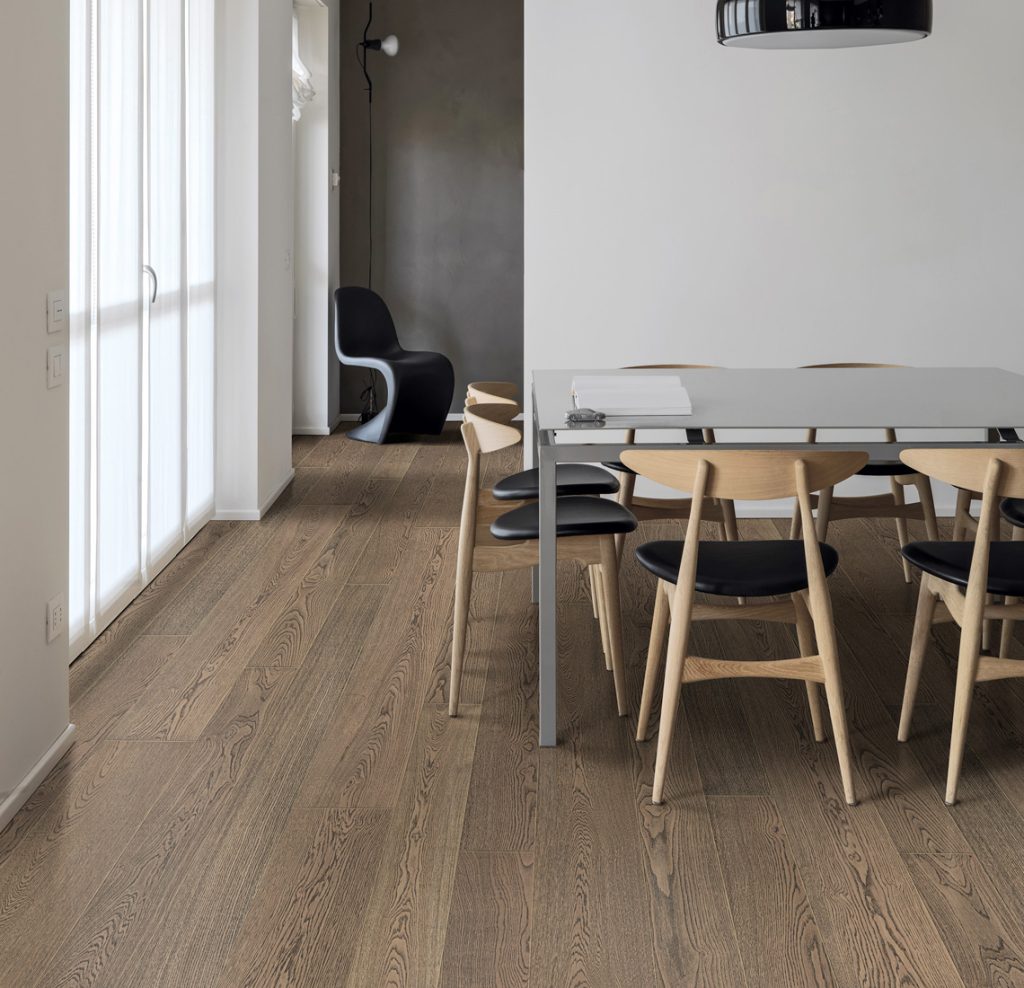 Suelo de madera natural Step&Wall colección Volcán - Roble Magma
Step&Wall natural wood flooring Vulcano collection - Magma Oak