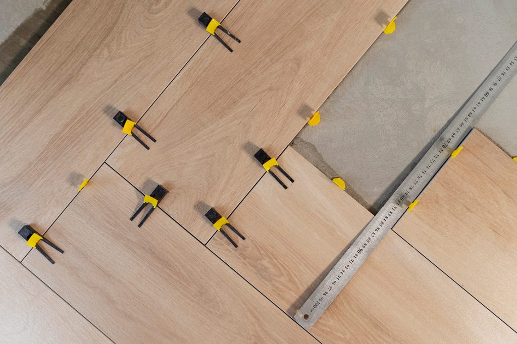 Imitation Wood porcelain floor: pros and cons